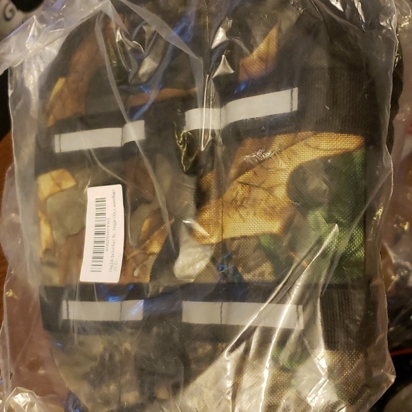 YoYoung Camouflage Dog Life Vest with Adjustable Size XS - Picture 2 of 8